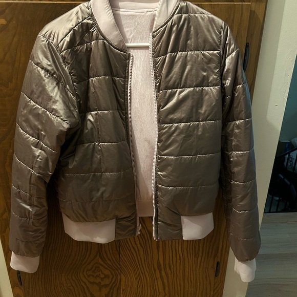 Lululemon Non-Stop Bomber *Reversible Porcelain Pink - Picture 12 of 12